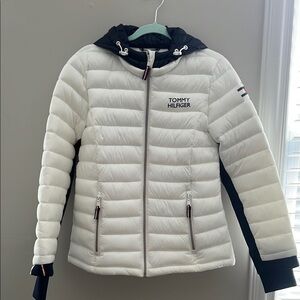 Tommy Hilfiger White Puffer Jacket with Navy Accents